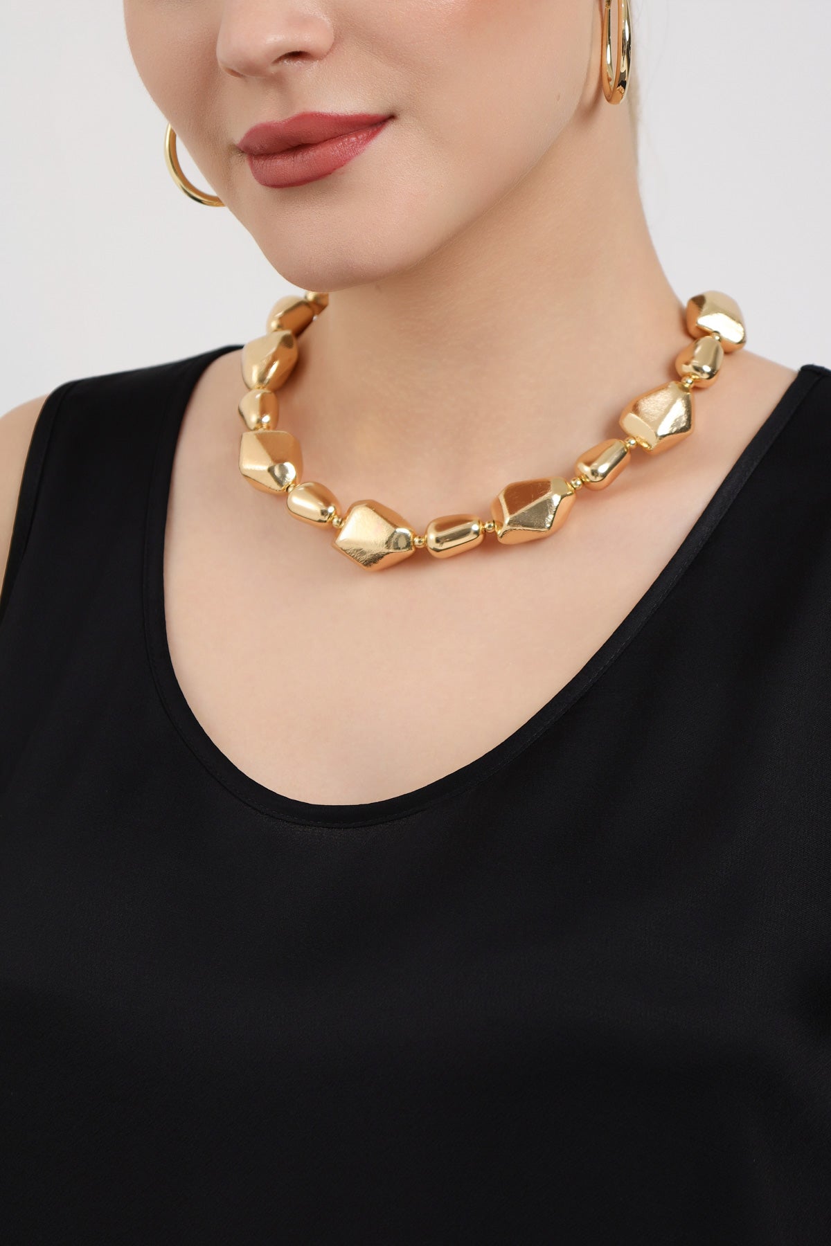 Siyah Askılı Minimal Bluz