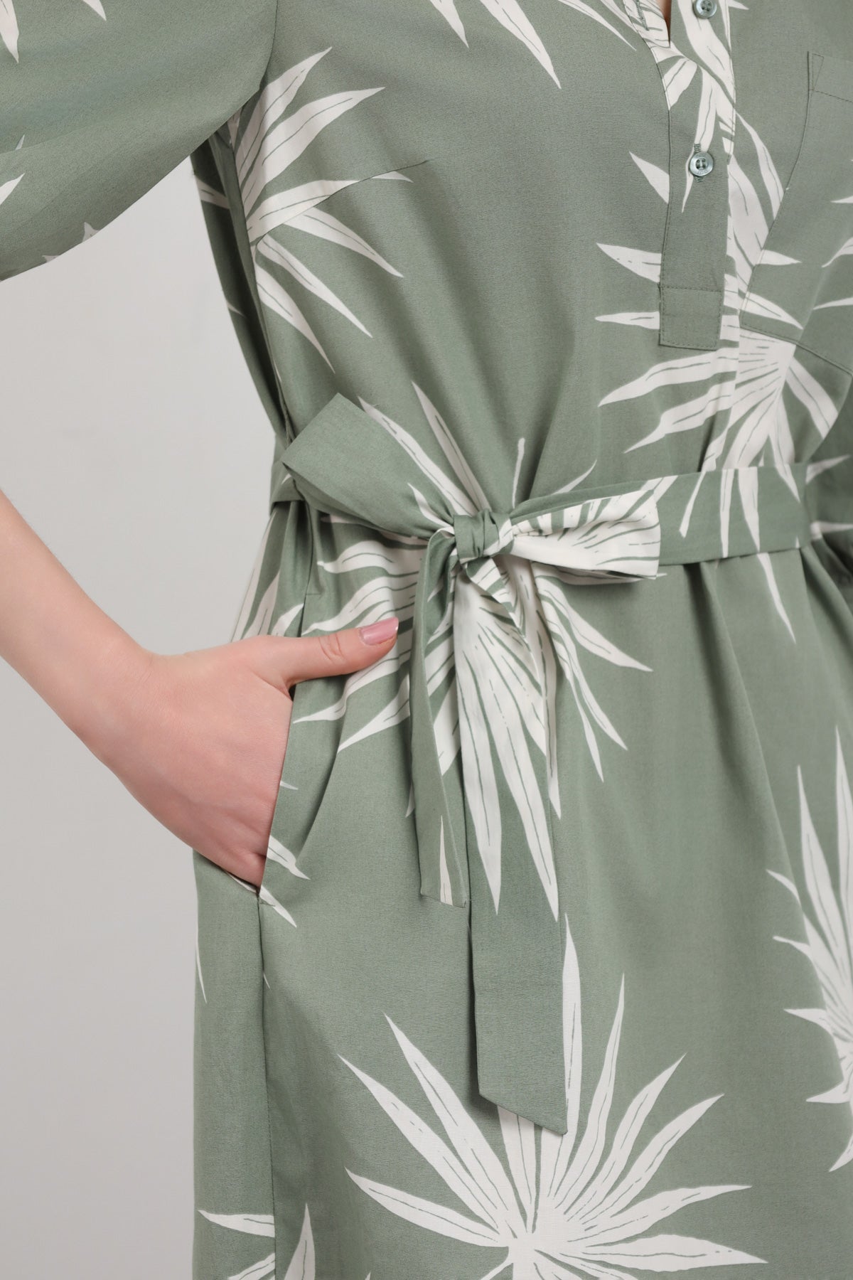 Yeşil Desenli Kuşak Detaylı Mini Cotton Elbise