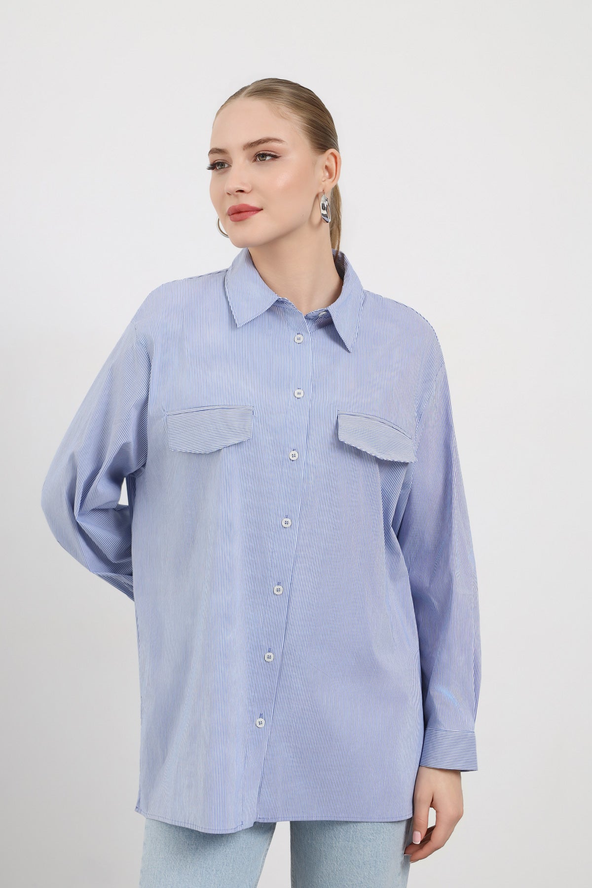 Cep Detaylı Çizgili Oversize Kadın Gömlek