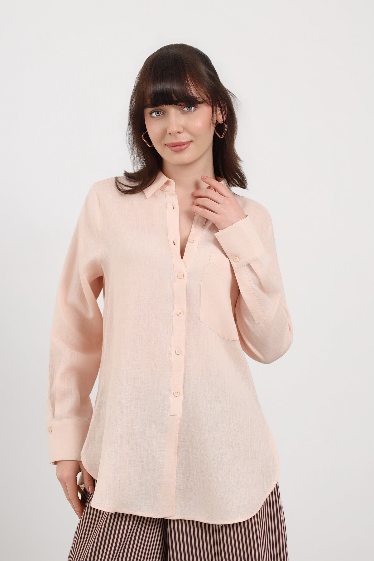 Cep Detaylı Basic Kadın Gömlek