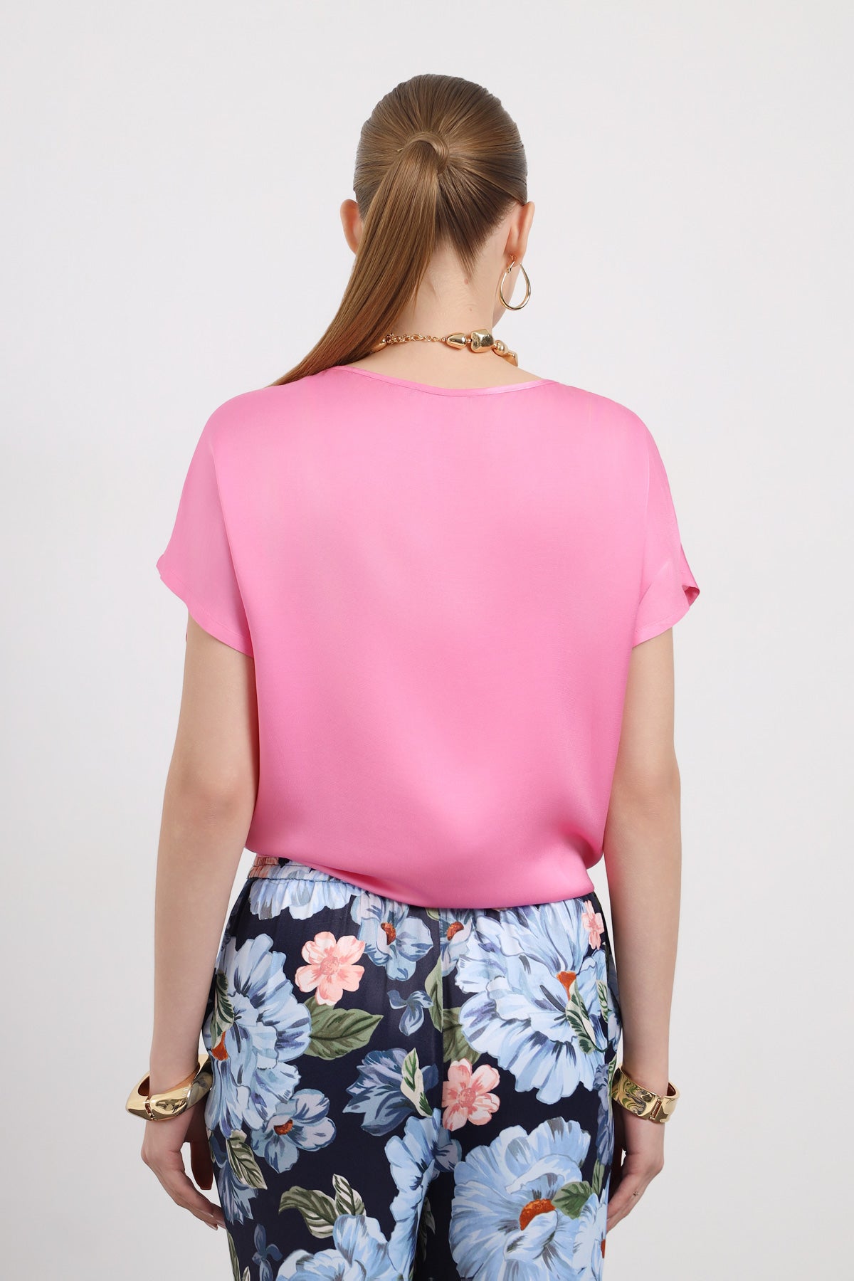 Pembe Bağlama Detaylı Minimal Bluz