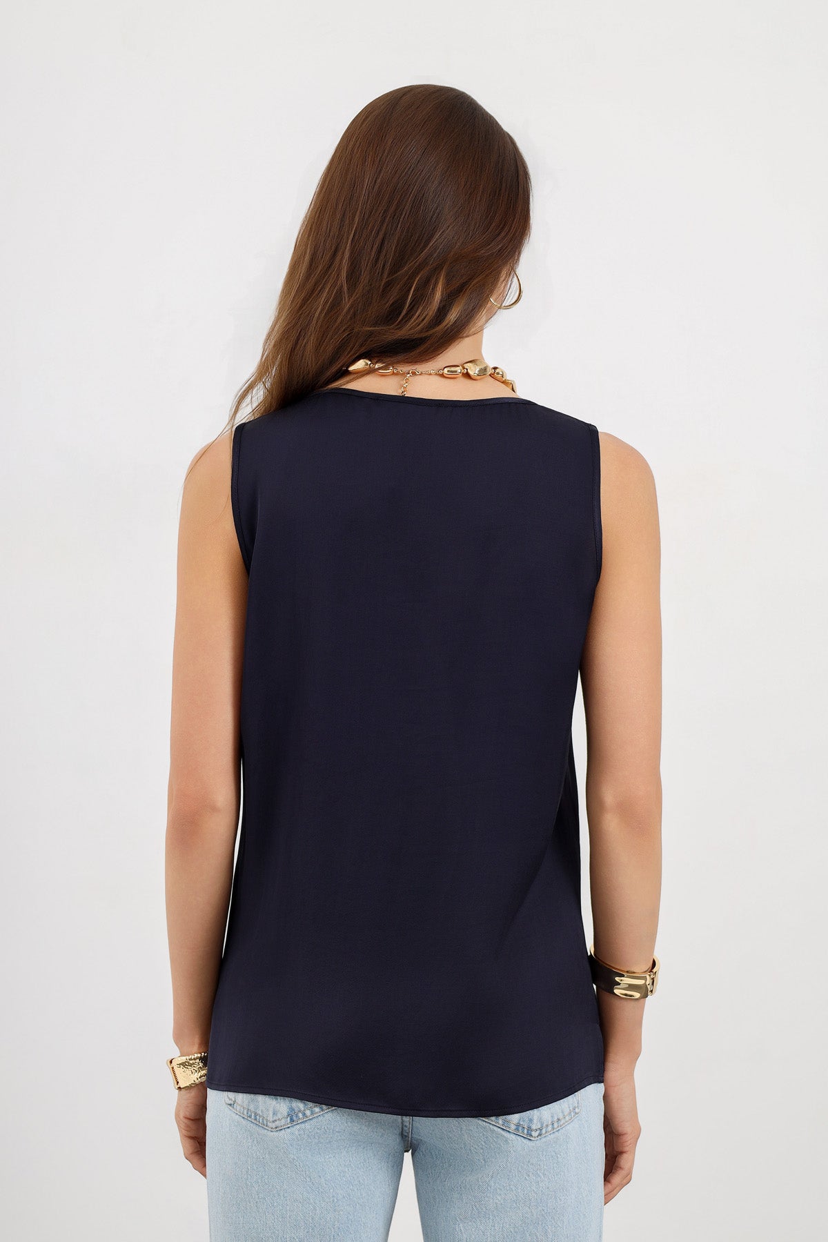 Lacivert Askılı Minimal Bluz