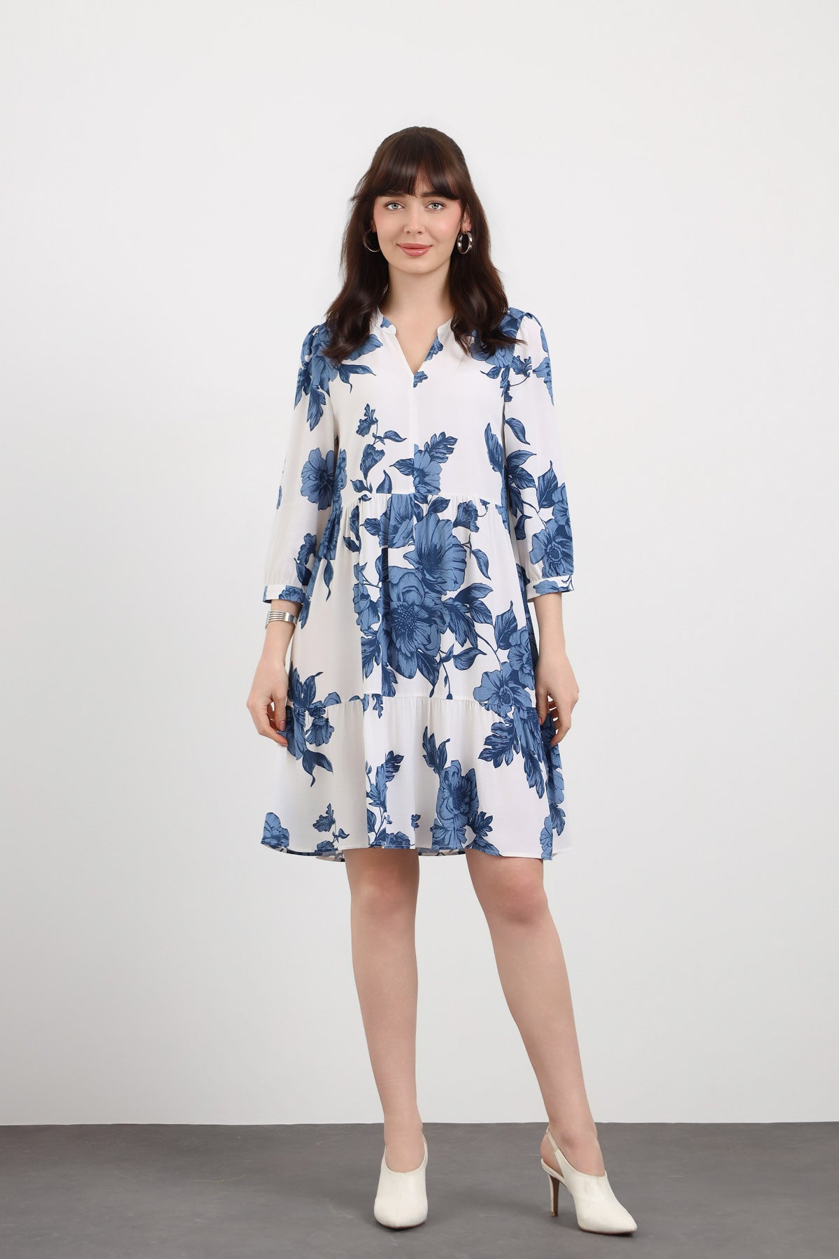 Çiçek Desenli Volan Detaylı Mini Elbise