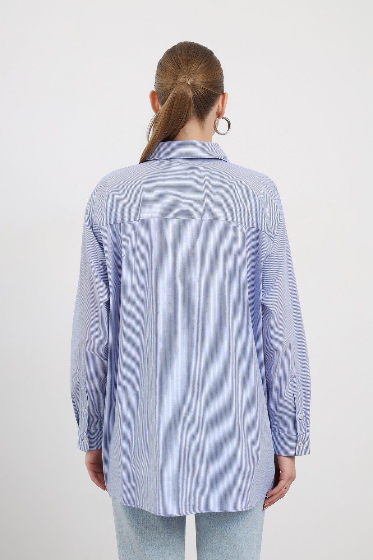 Cep Detaylı Çizgili Oversize Kadın Gömlek