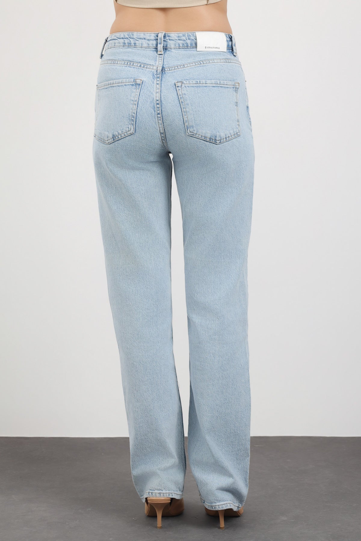 Straight Fit Jean