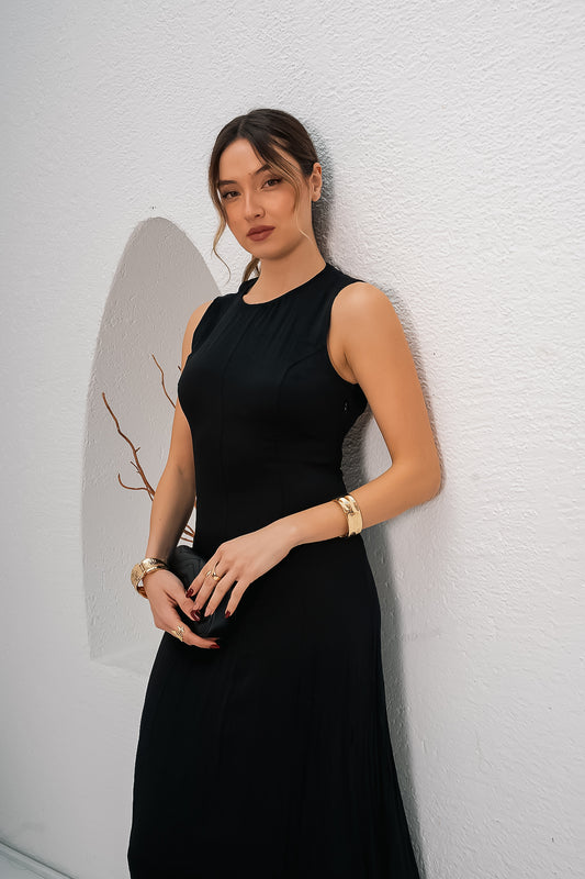 Sırt Bağlama Detaylı Saten Elbise